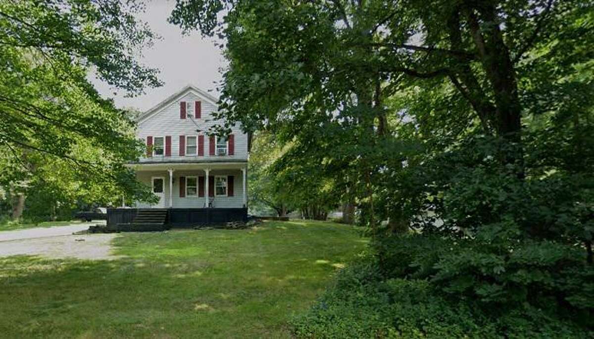 Property transfers in Trumbull