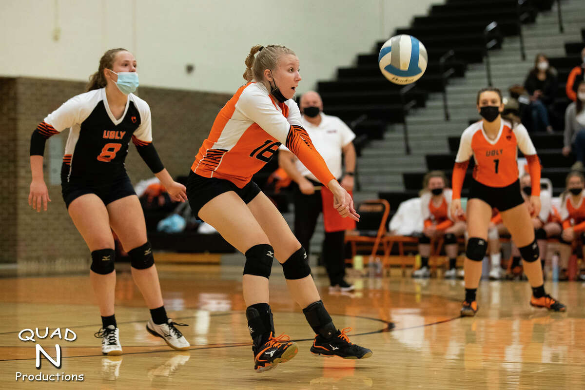 Ubly's Emma Smalley was an honorable mention on the MIVCA All-State Division 4 team.