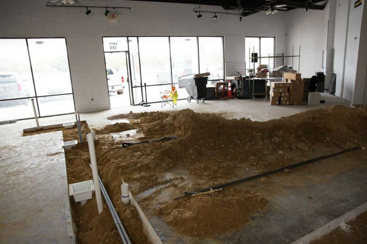 The bar will be in what used to be the comic book store Alien World, which moved a few shops down in the same strip mall of the Westlakes location.
