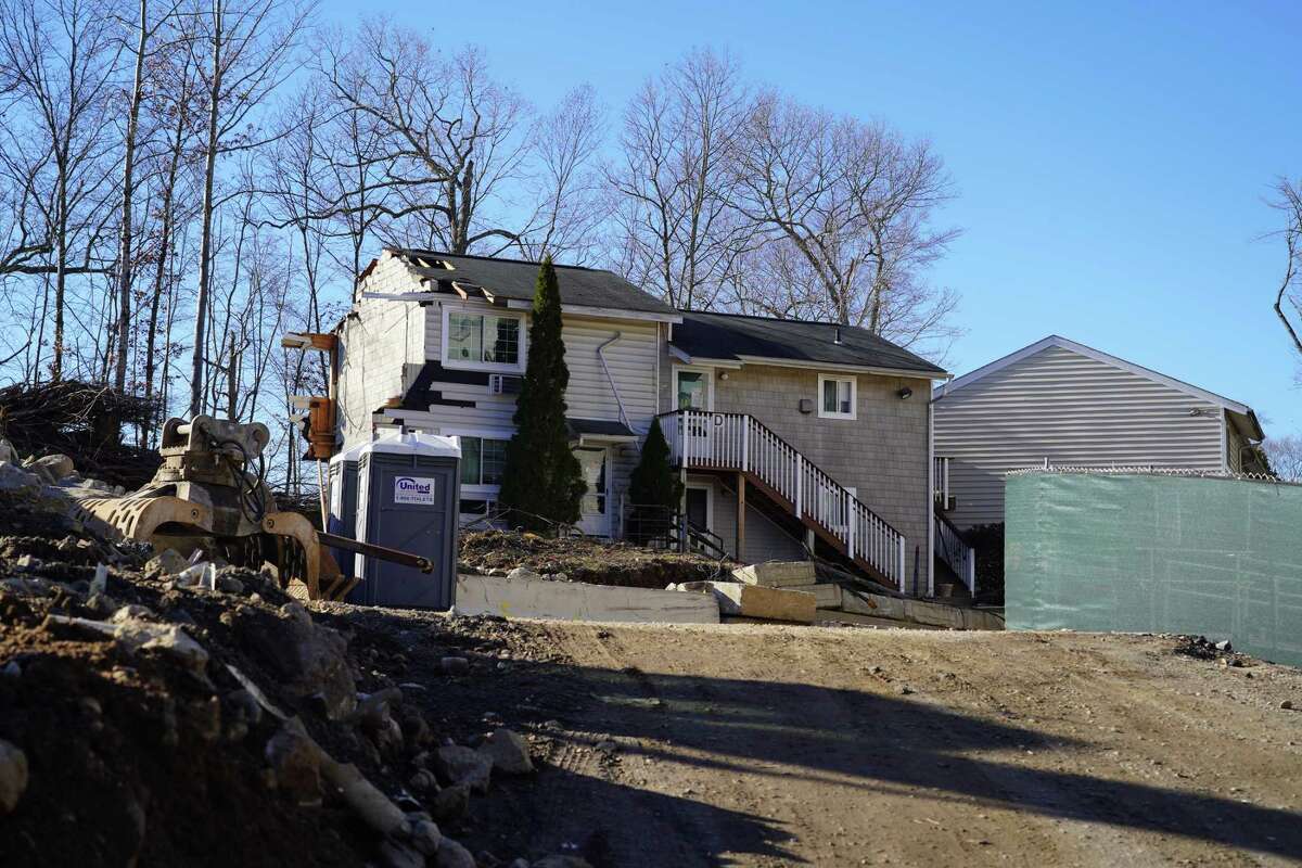 New Canaan affordable housing complex eyes fall completion