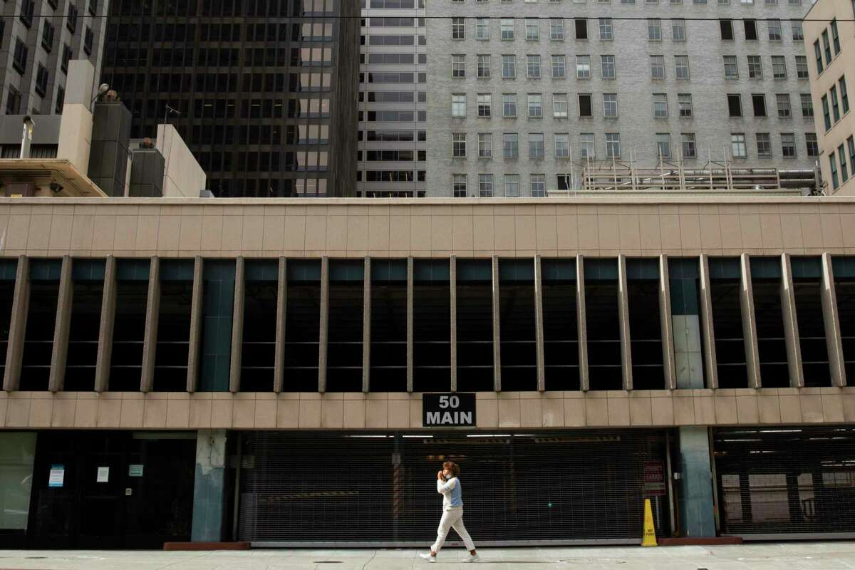 A parking garage at 50 Main Street could become the site for an apartment building just a bit smaller than Salesforce.