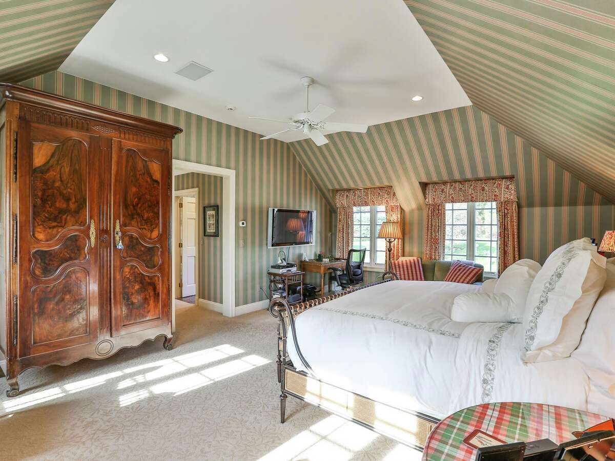 Fairfield home offers 2,000 bottle wine cellar, home theater and