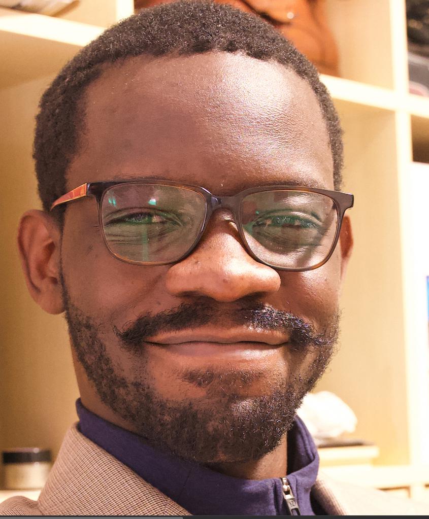 Middletown man, Quinnipiac student receives state poetry honor - Vimarsana News