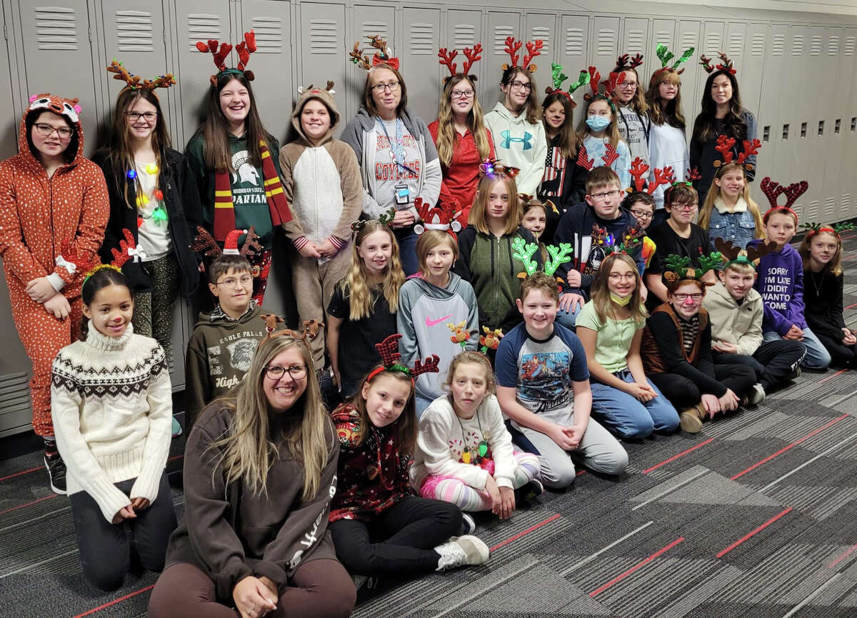 On Wednesday, Dec. 15, Reed City Middle School students showed their Christmas spirit. Fifth graders dressed like reindeer, sixth graders like elves, seventh graders like candy canes, and eigth graders like Santa Claus.
