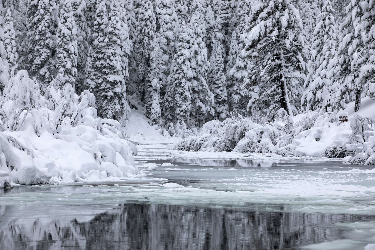 Top 23 Lake tahoe in the winter 5 4 to 8.5 feet of snow jump-start Lake Tahoes winter season just before the holidays