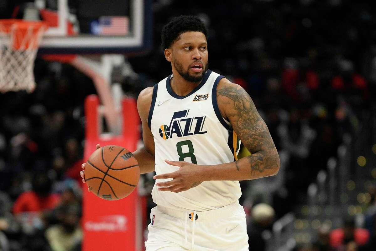 Utah Jazz forward Rudy Gay (8) in action during the first half of an NBA basketball game against the Washington Wizards, Saturday, Dec. 11, 2021, in Washington. (AP Photo/Nick Wass)