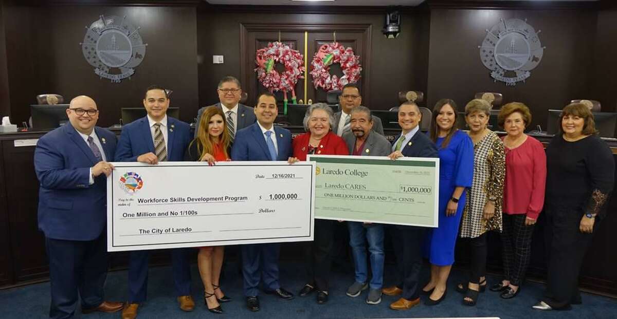 Laredo LC team up to help workers affected by pandemic