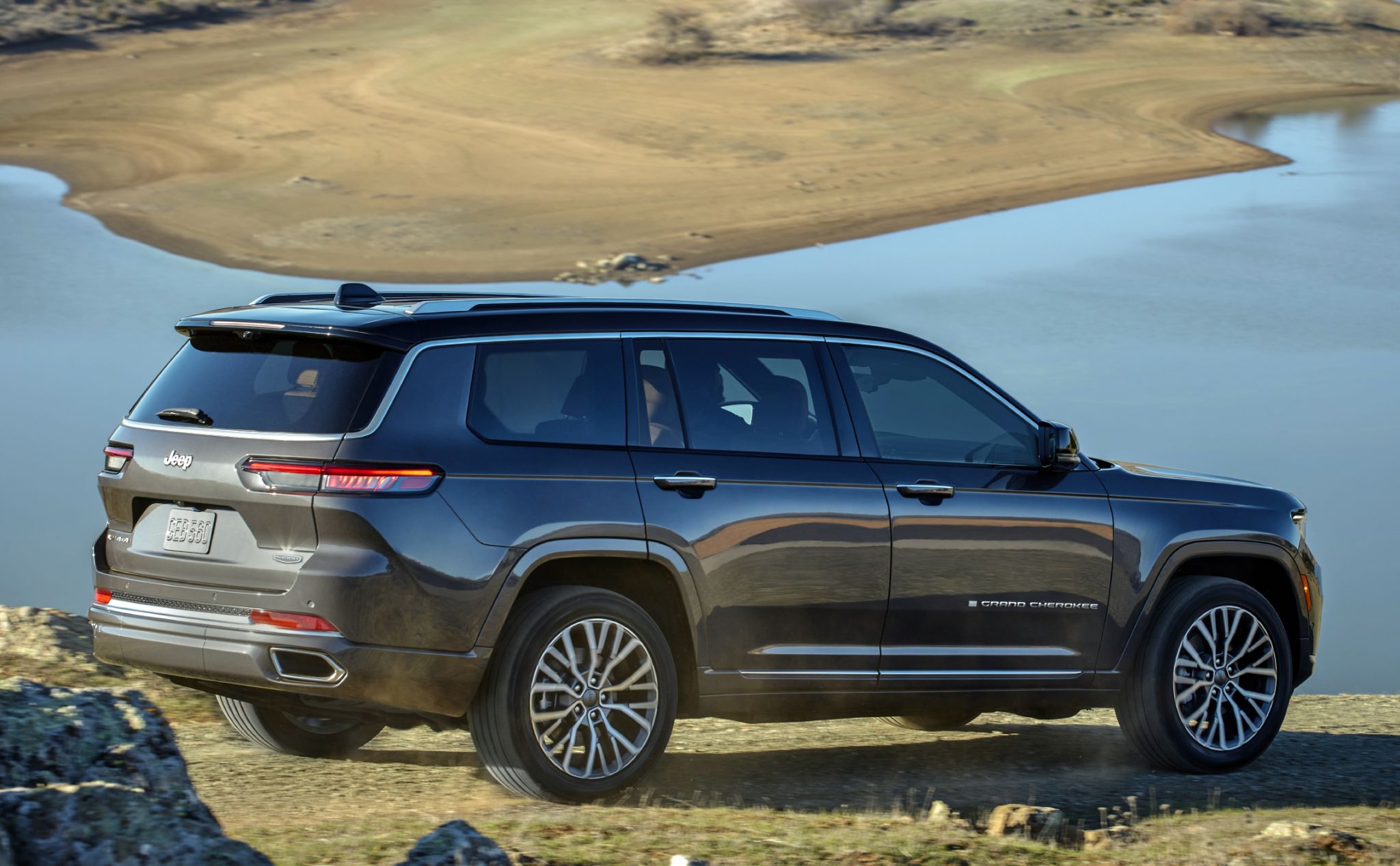 jeeps with third row