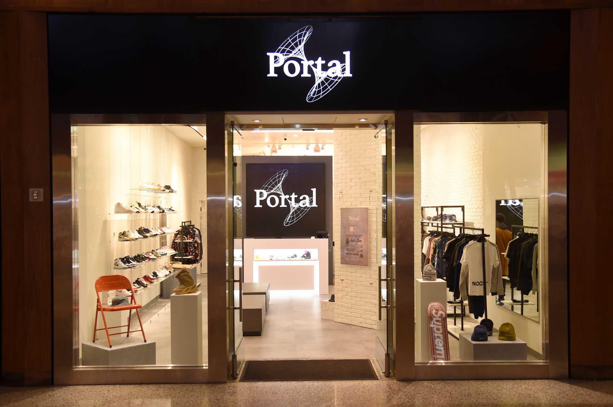 Sneaker And Streetwear Fashion Boutique Opens At Mohegan Sun Ct Insider