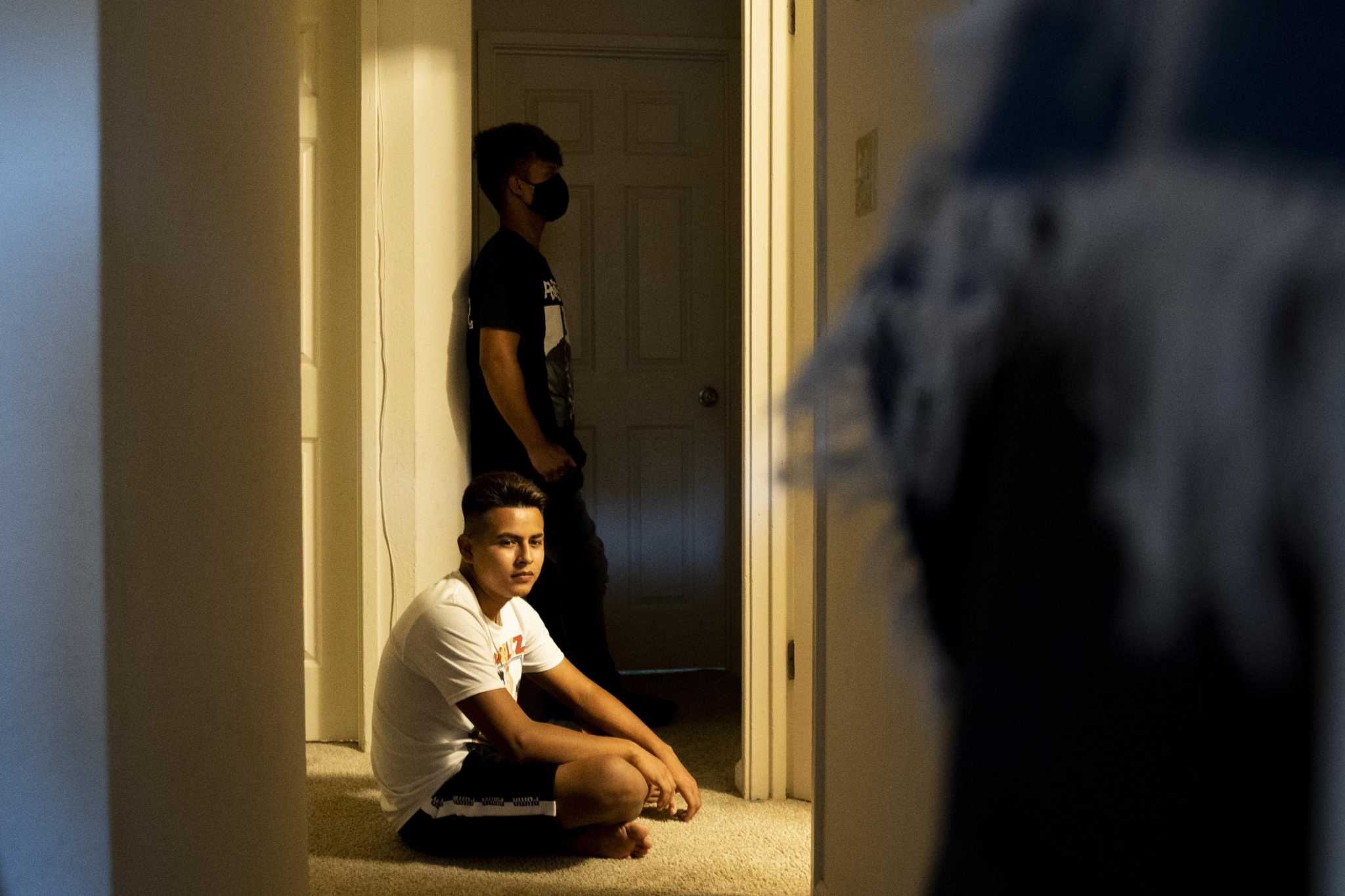 They fled gangs in Central America. Now, two teens must navigate new lives and the system that will grant them asylum — or deport them - Vimarsana News