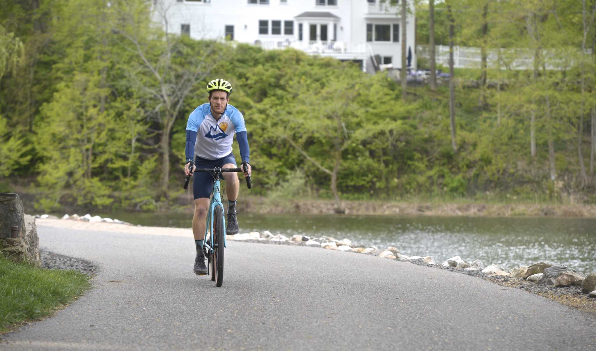 With $25K raised so far, Ridgefielder biking cross-country returns home for the holidays - Vimarsana News