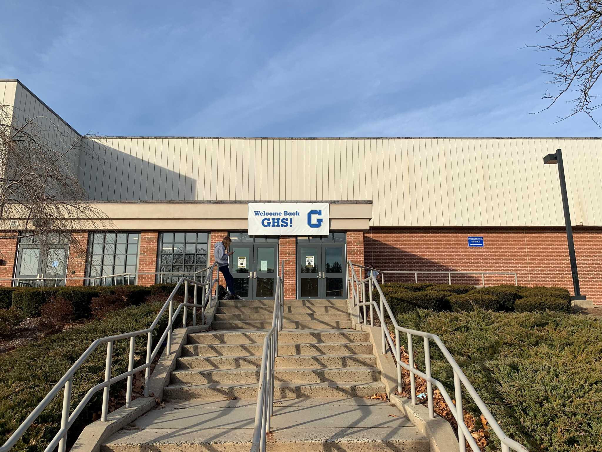 Parents shocked After Glastonbury School Board Member Punched At Meeting Parents shocked After Glastonbury School Board Member Punched At Meeting