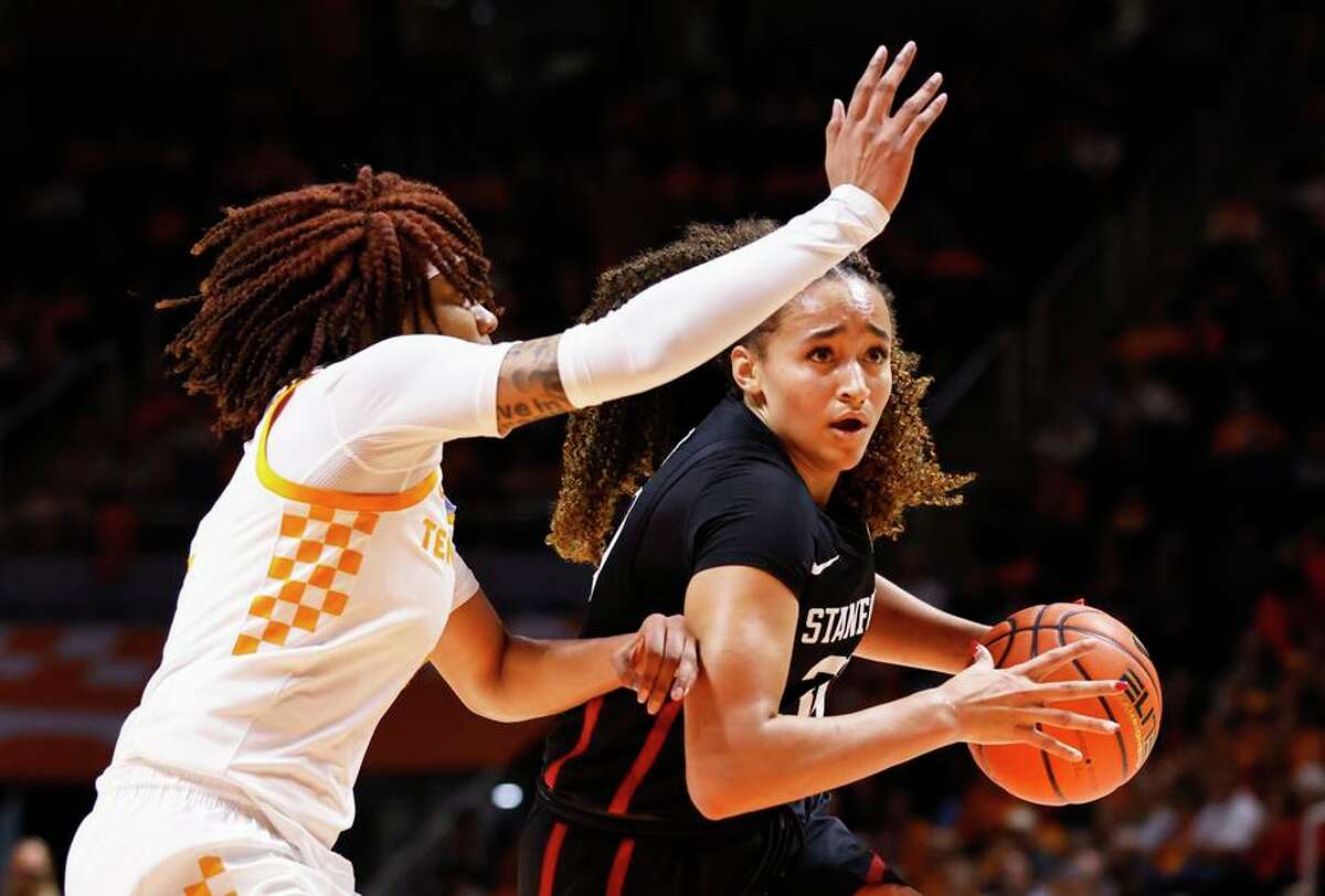 Stanford’s Haley Jones, driving to the basket against Tennessee’s Alexus Dye, had 18 points and 19 rebounds.