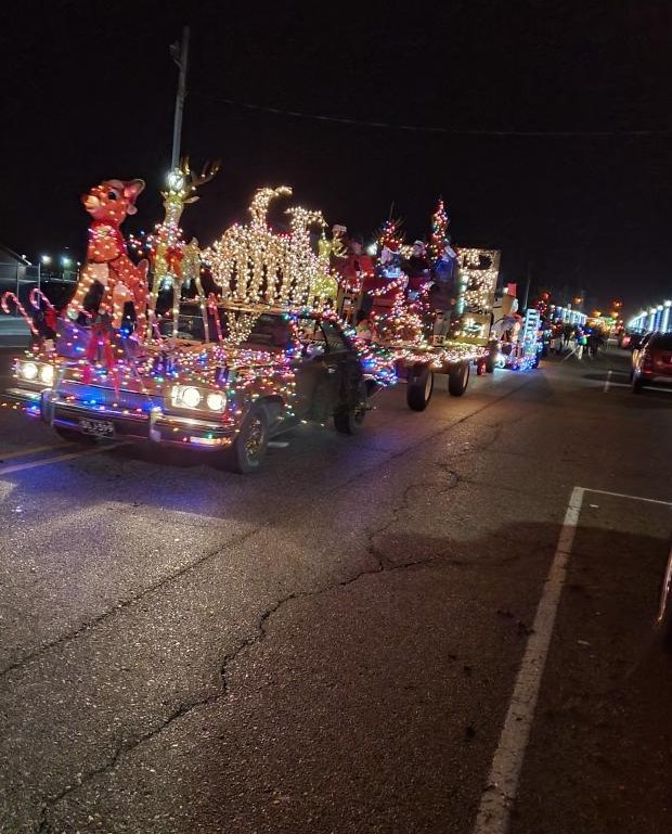 Coleman Christmas parade rallies community