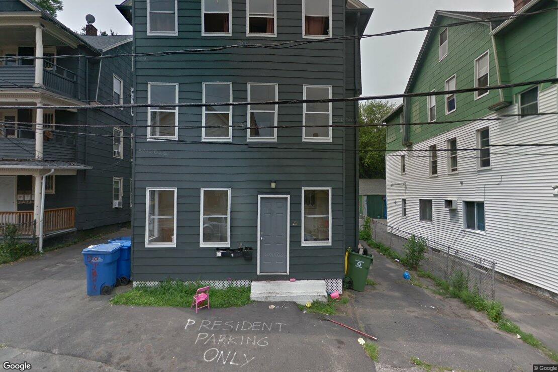 Triplex Sells For $165,000 In Waterbury