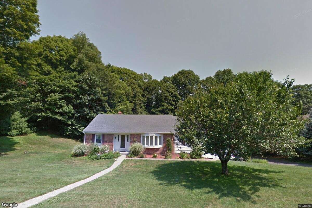 Threebedroom home sells for 399,000 in Branford