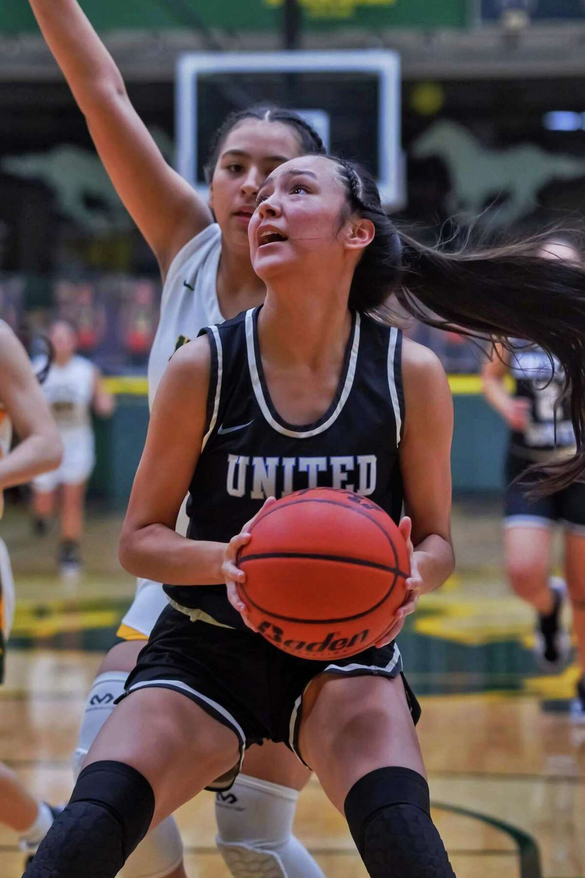 The United South Lady Panthers are set to face off against the Alexander Lady Bulldogs on Monday