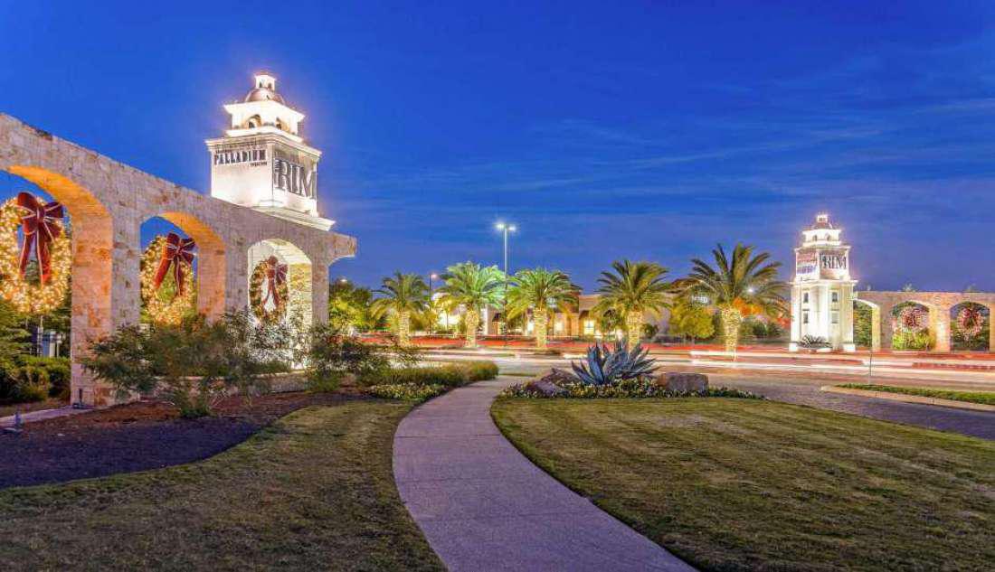 Hines sells high-end apartment complex at The Rim - Vimarsana News