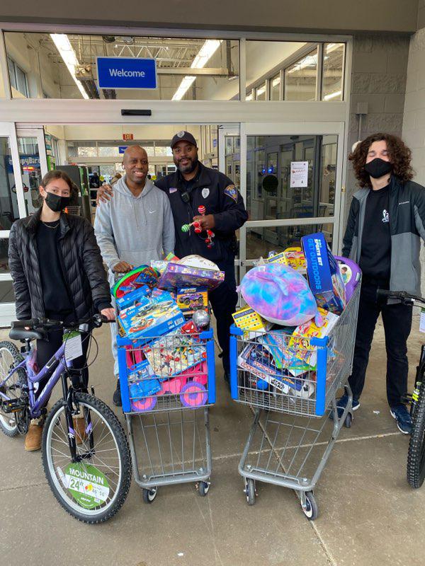 Shelton police toy collection to bring joy to families in need - Vimarsana News