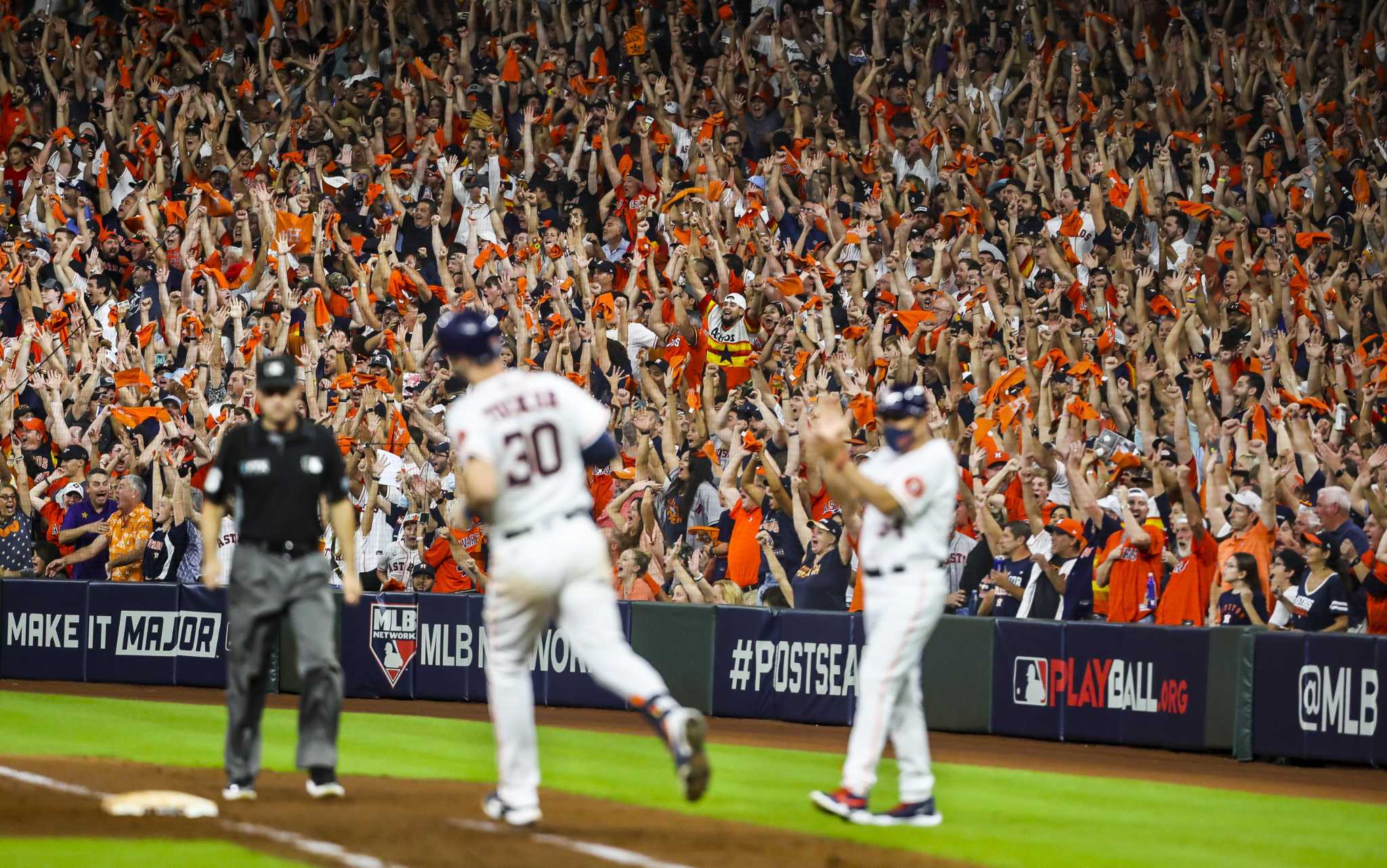 Astros to wear 60th anniversary patch in 2022