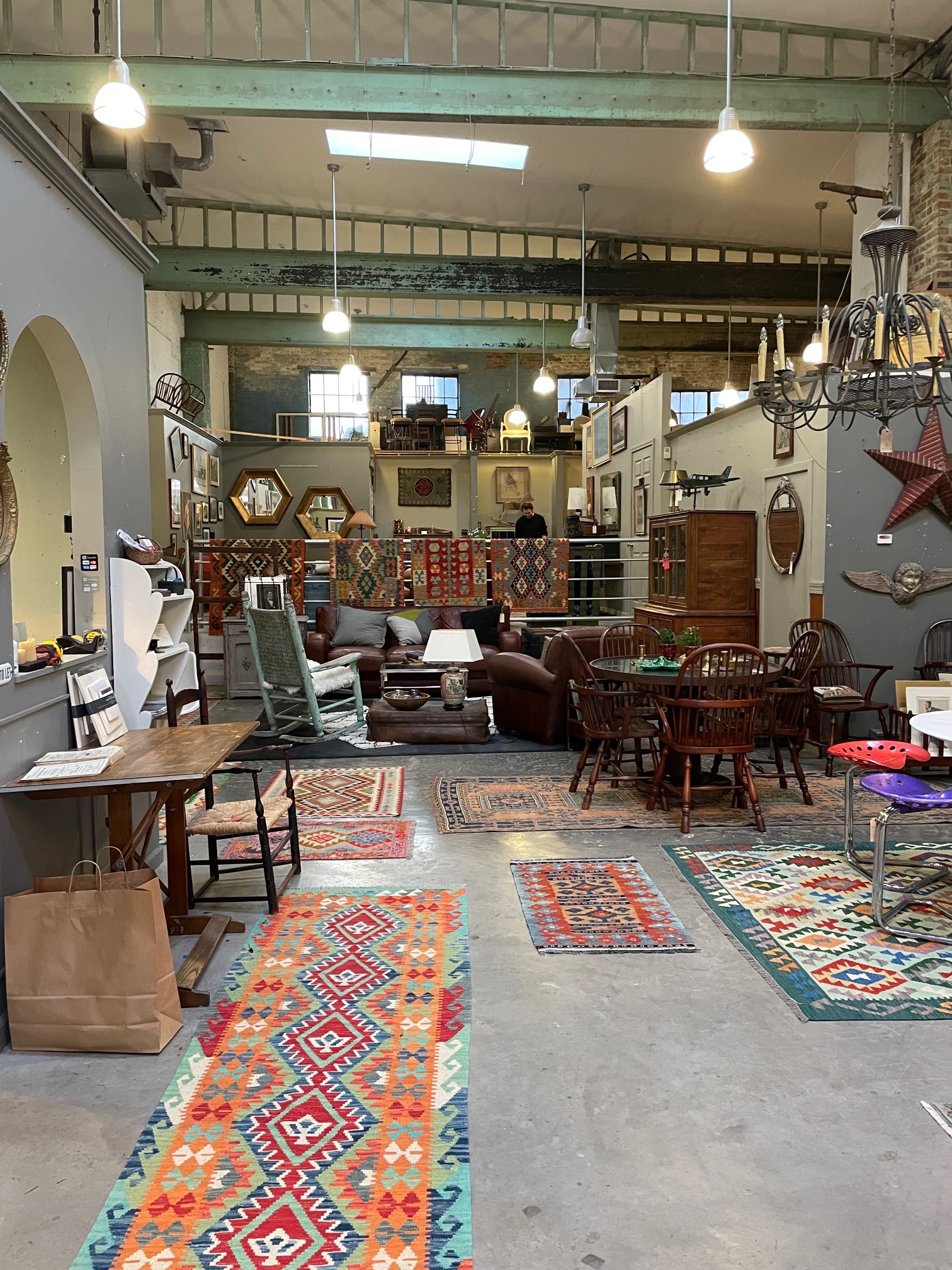 Antiques road trip: On the hunt for vintage finds in Kingston, Saugerties and Hurley - Vimarsana News