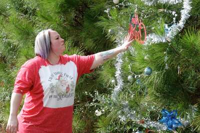 Harris County Courts Christmas Holidays 2022 Roadside Holiday Decorations Bring Smiles To Fm 1484 Motorists