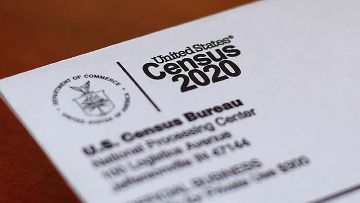 The 2020 census shows more Illinoisans leaving the state. 