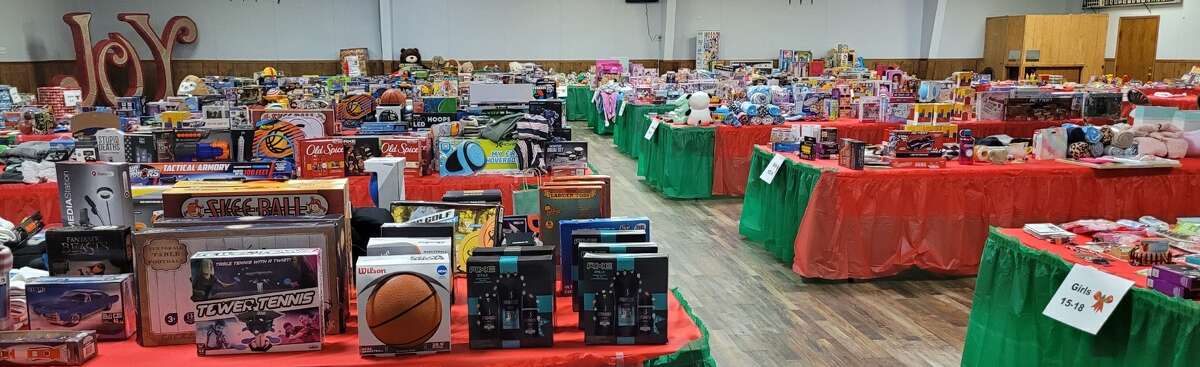 Toys for Tots/Gifts for Teens distributed gifts to over 300 Manistee-area children in 2021. 