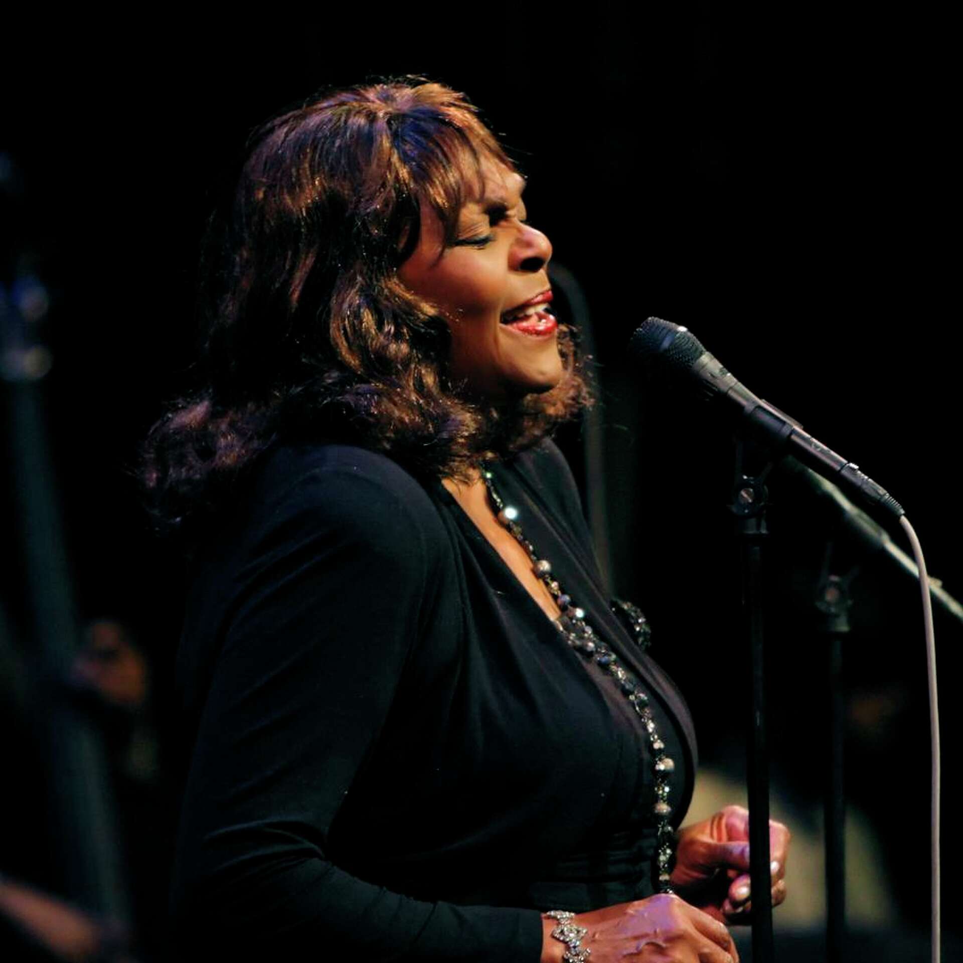 Denise Perrier, Bay Area blues and jazz vocalist who headlined