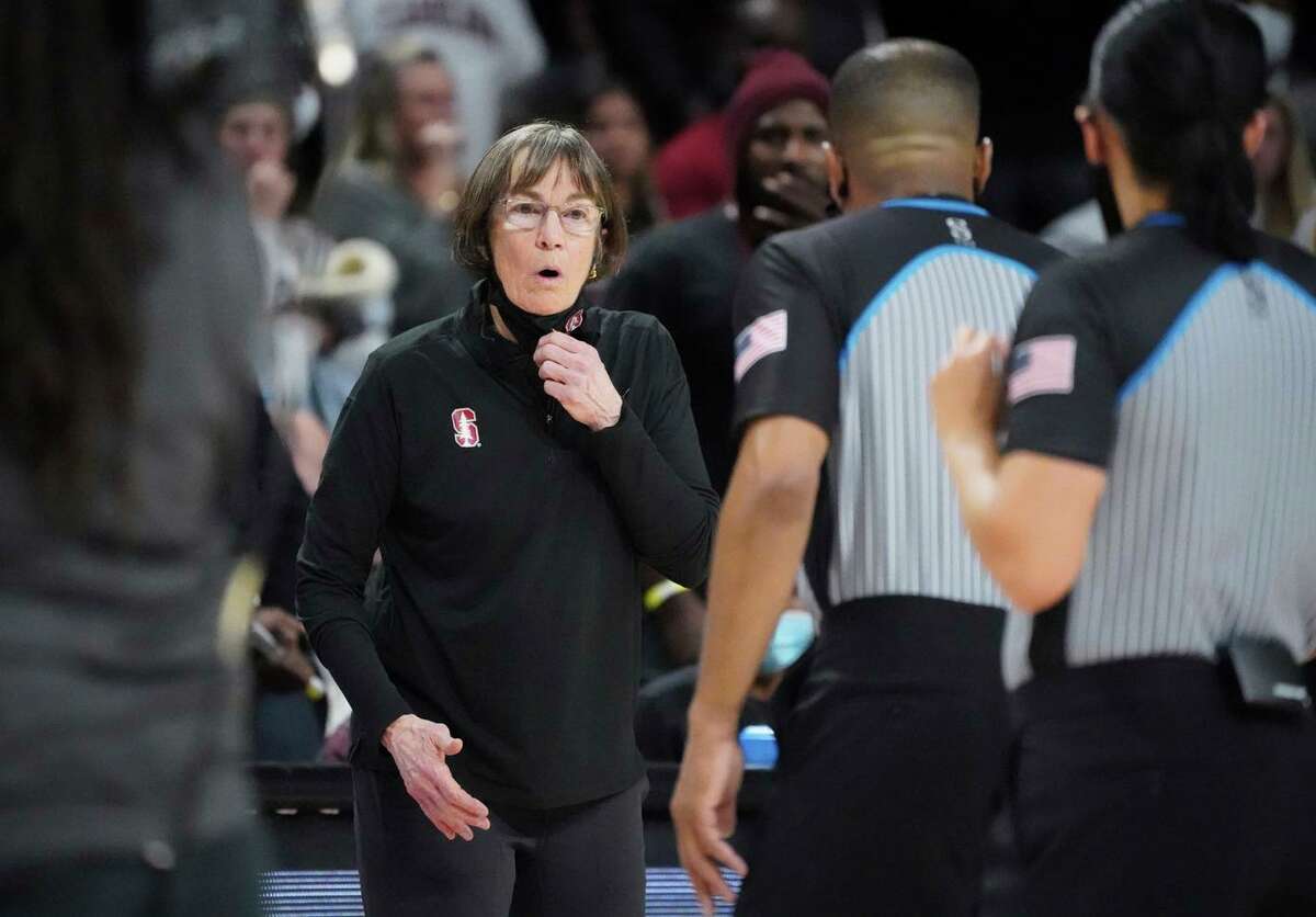 Stanford head coach Tara VanDerveer speaks with officials during the second half of the Cardinal’s game against South Carolina on Tuesday. The Gamecocks emerged victorious.