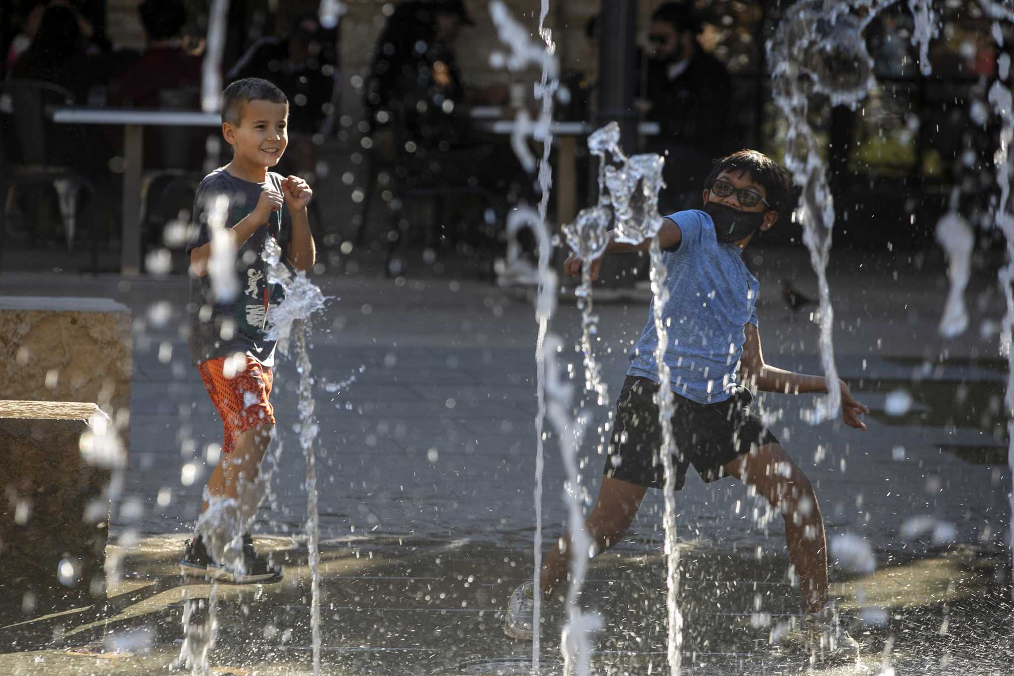 Record high temperatures linger in San Antonio - Vimarsana News