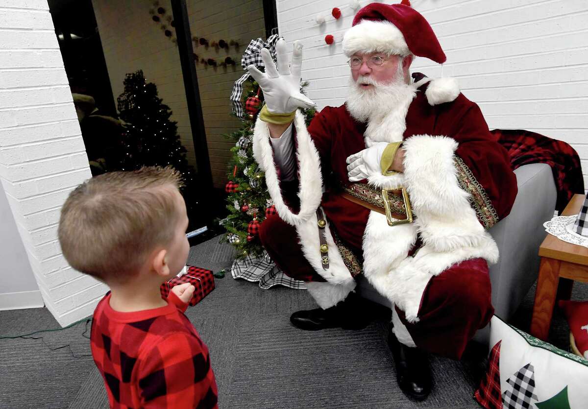 Santa makes a stop in Port Neches