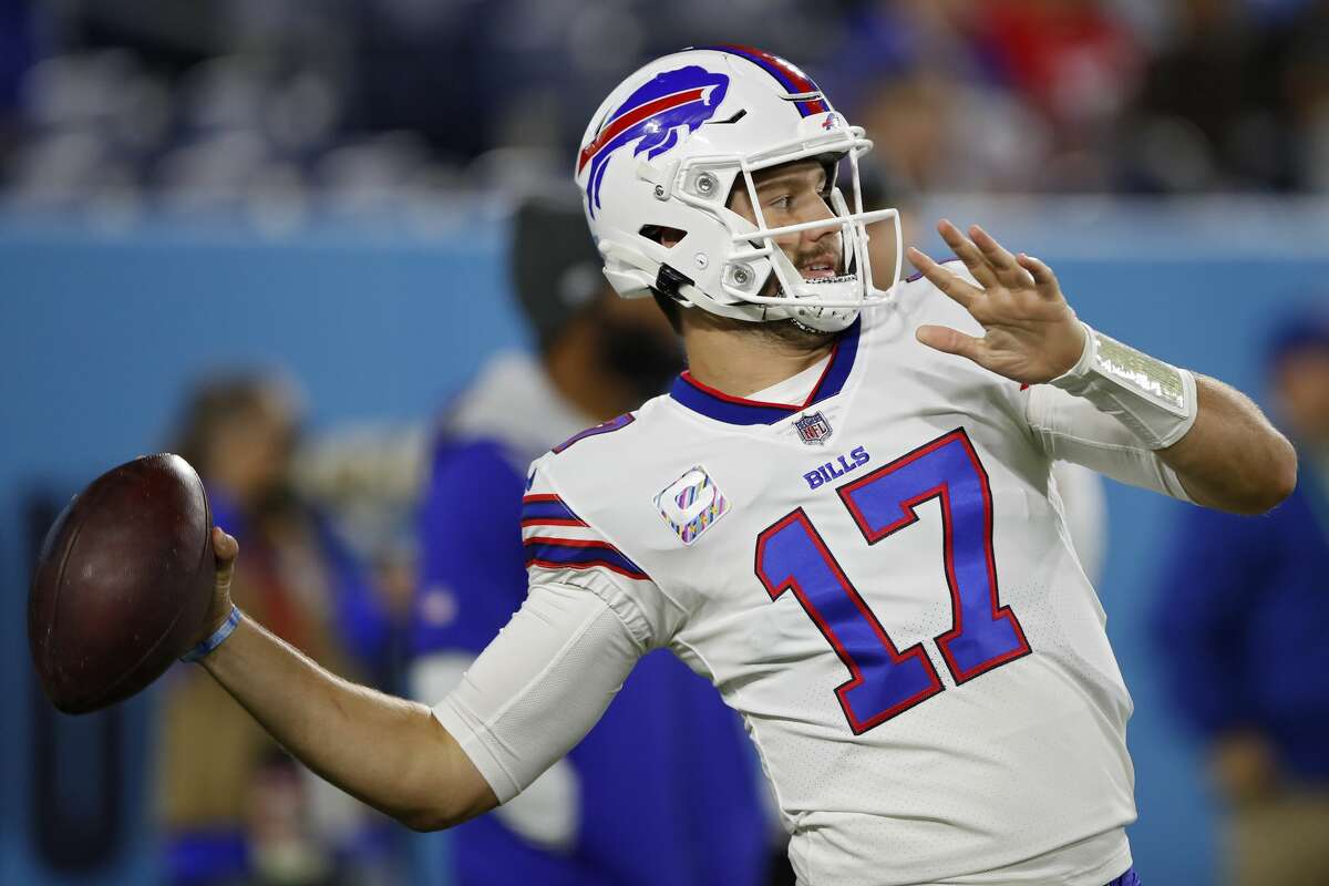 Quarterback Josh Allen #17 of the Buffalo Bills warms up before playing against the Tennessee Titans at Nissan Stadium on October 18, 2021 in Nashville, Tennessee. 