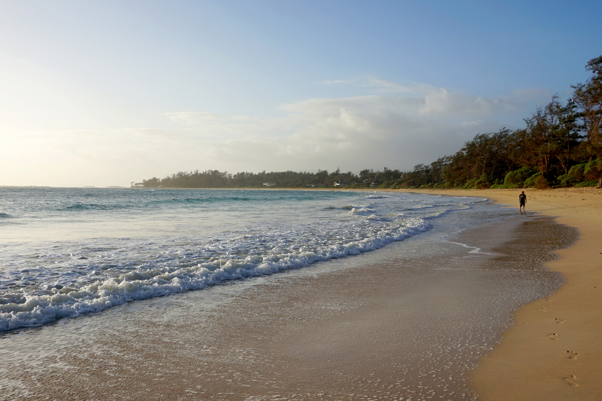 How to stay in Hawaii for 60 per night or less