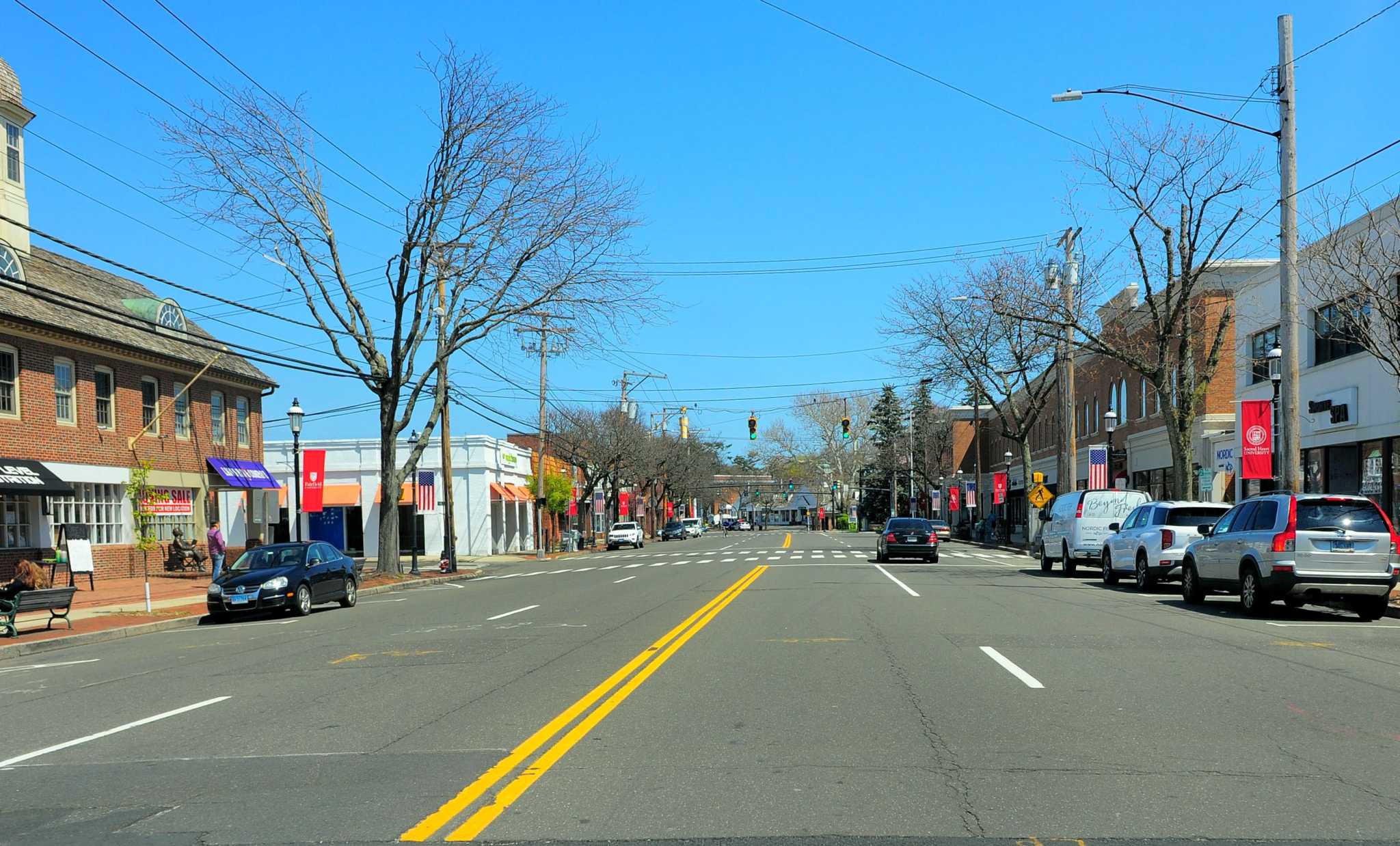Fairfield officials hear report on town roadways - Vimarsana News