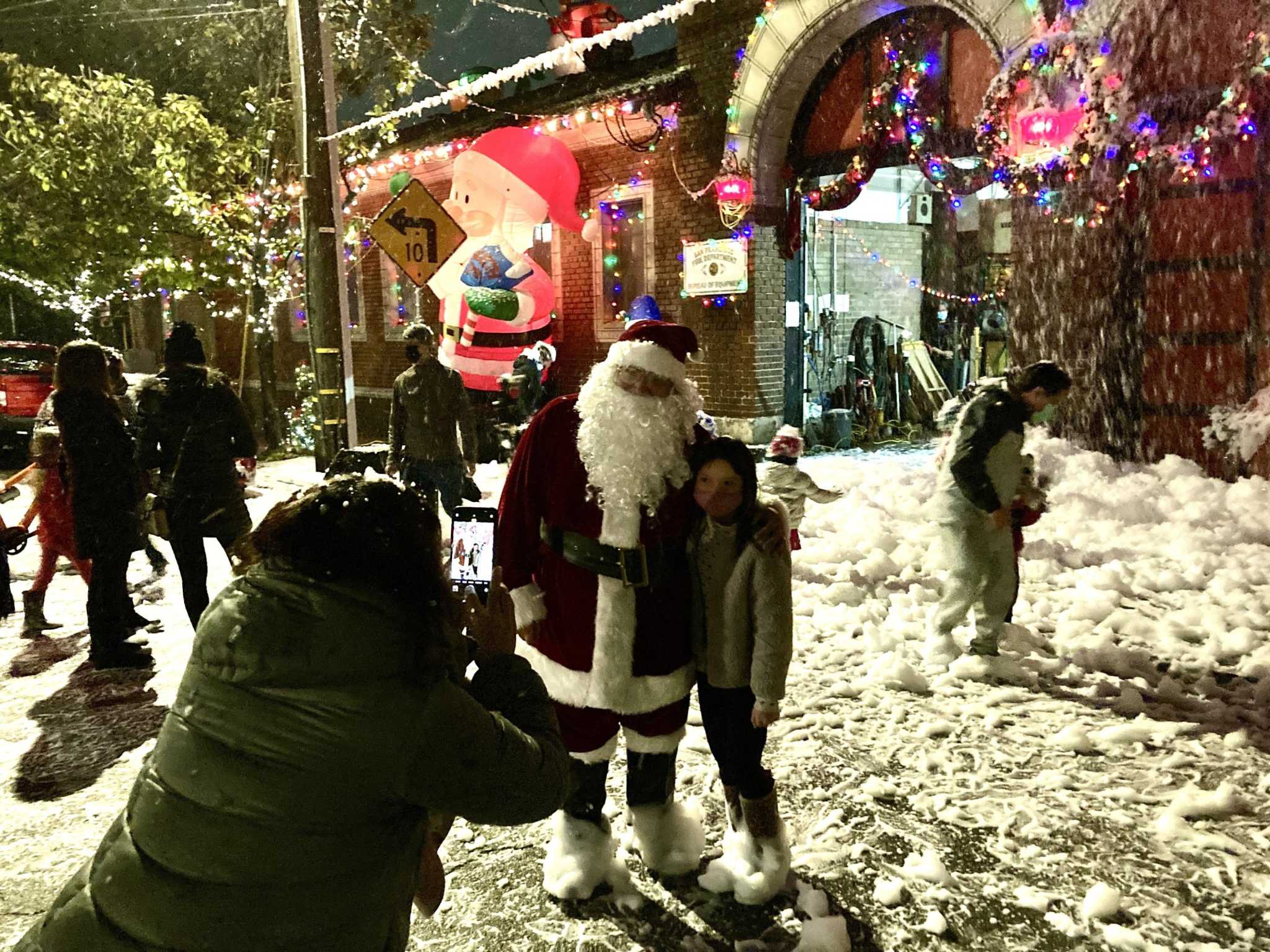 S.F. fire station decorating contest returns bigger than ever