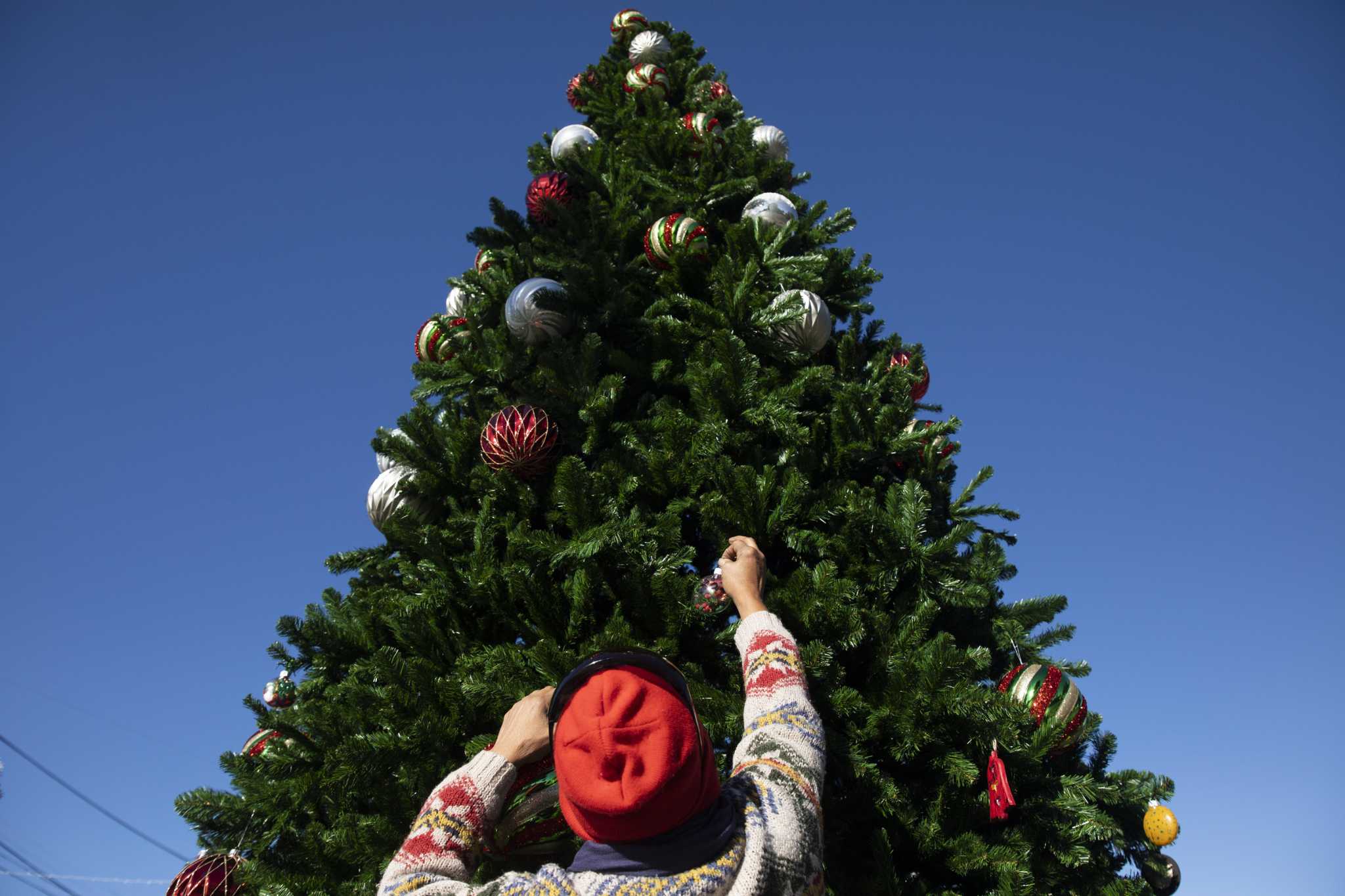 Banning California Where To Get Christmas Tress 2022 Are Muslims Allowed To Wish Their Christian Friends 'Merry Christmas'?