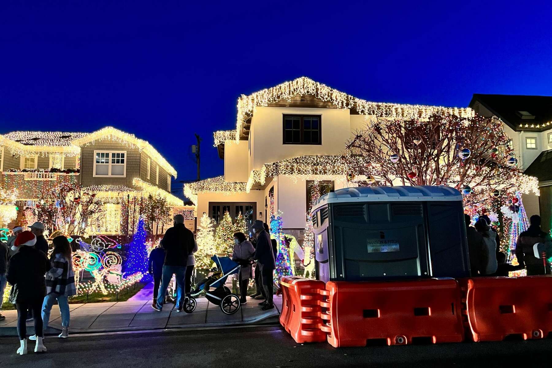 Eucalyptus Street San Carlos Christmas 2022 Officials In Bay Area Town Have Ruined The Christmas Spirit On Eucalyptus  Avenue, Neighbors Say