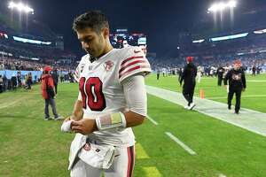 49ers’ game grades vs. Titans: Struggles by Jimmy Garoppolo, secondary prove costly