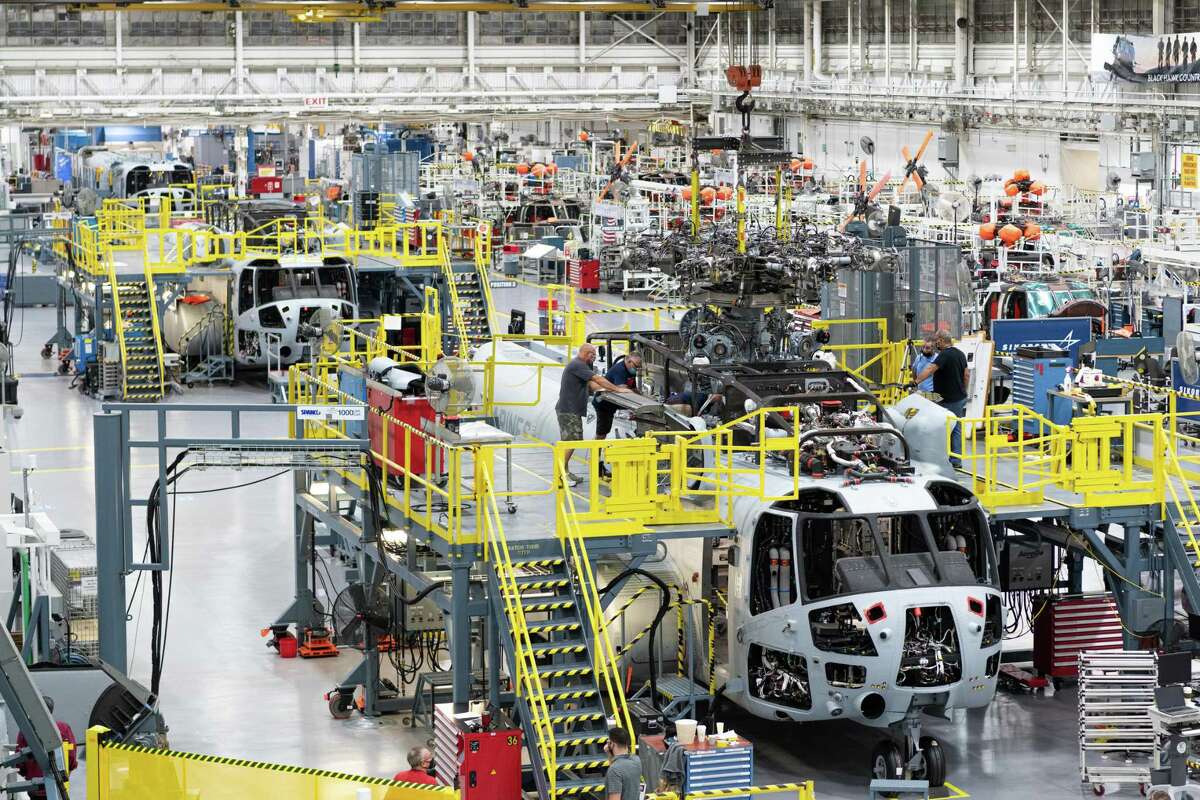 Sikorsky CH-53K King Stallion helicopters under assembly in Stratford, Conn. (File press photo courtesy Sikorsky)