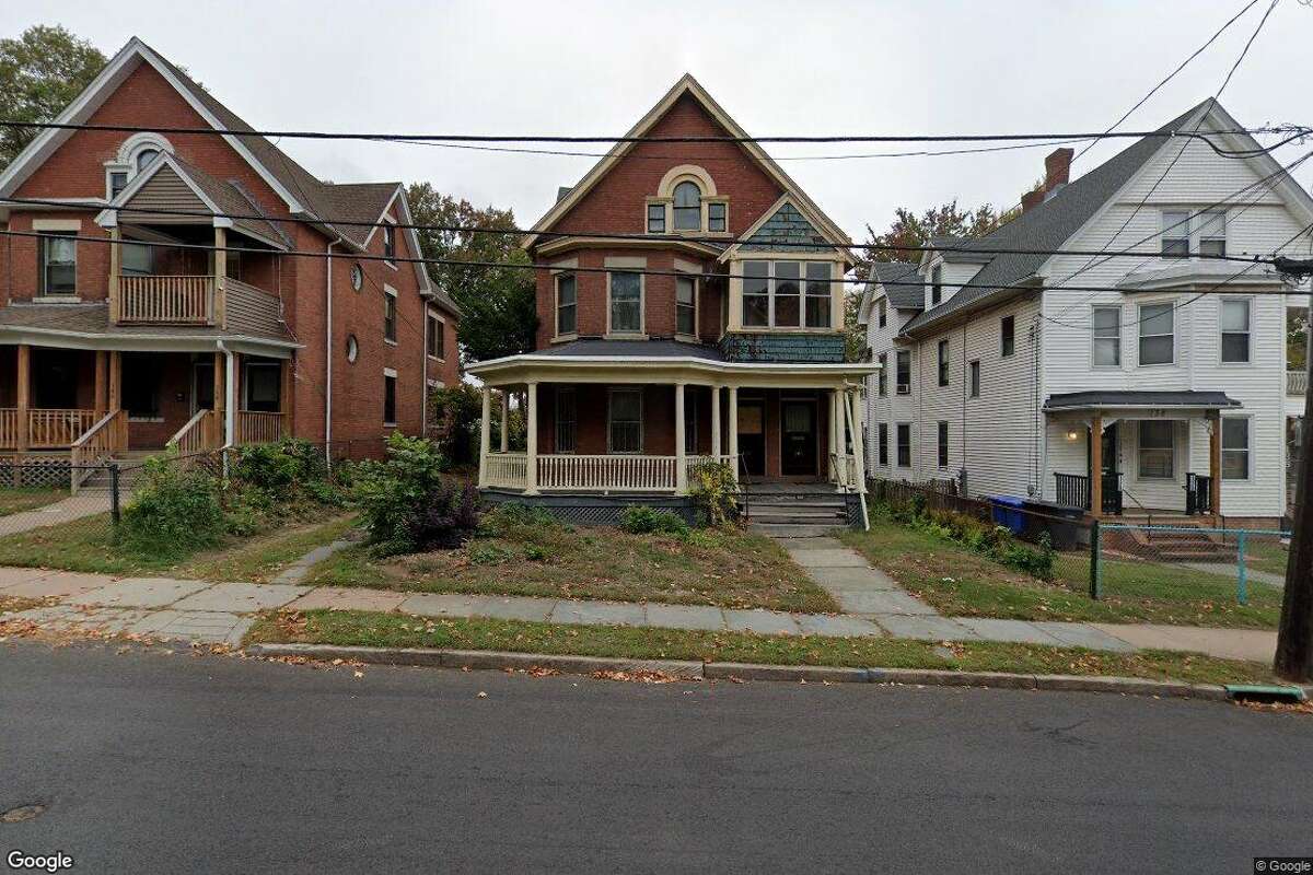 Duplex in Hartford sells for 215,000