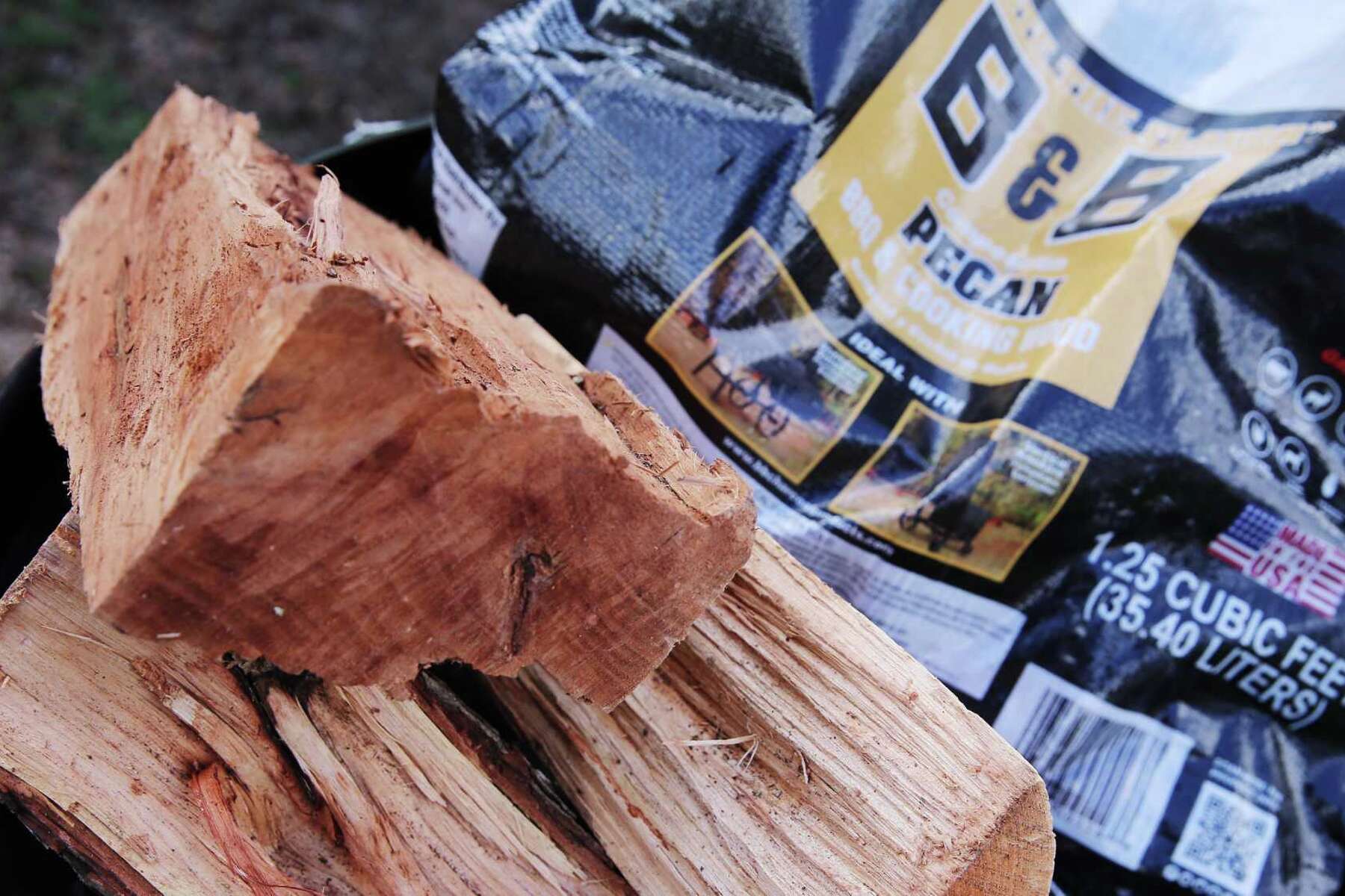 How To Smoke With Pecan Wood Chips