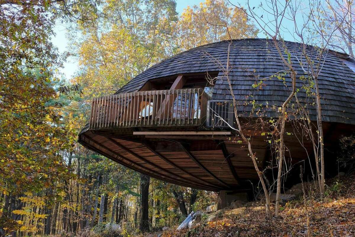 Are there aliens in the Hudson Valley? Or just Airbnbs that look like spaceships? 