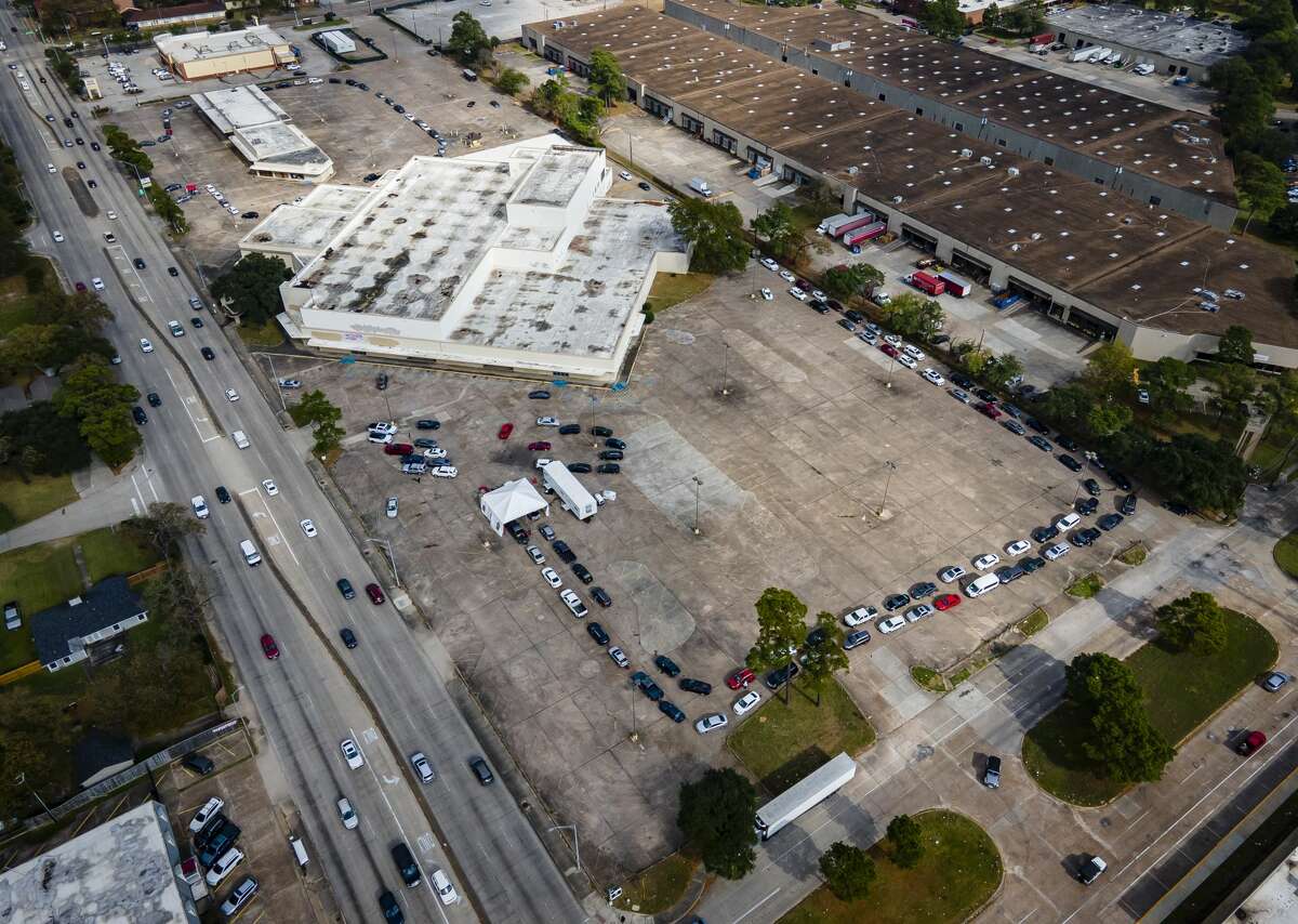 What to know about omicron's spread through Houston, including what to