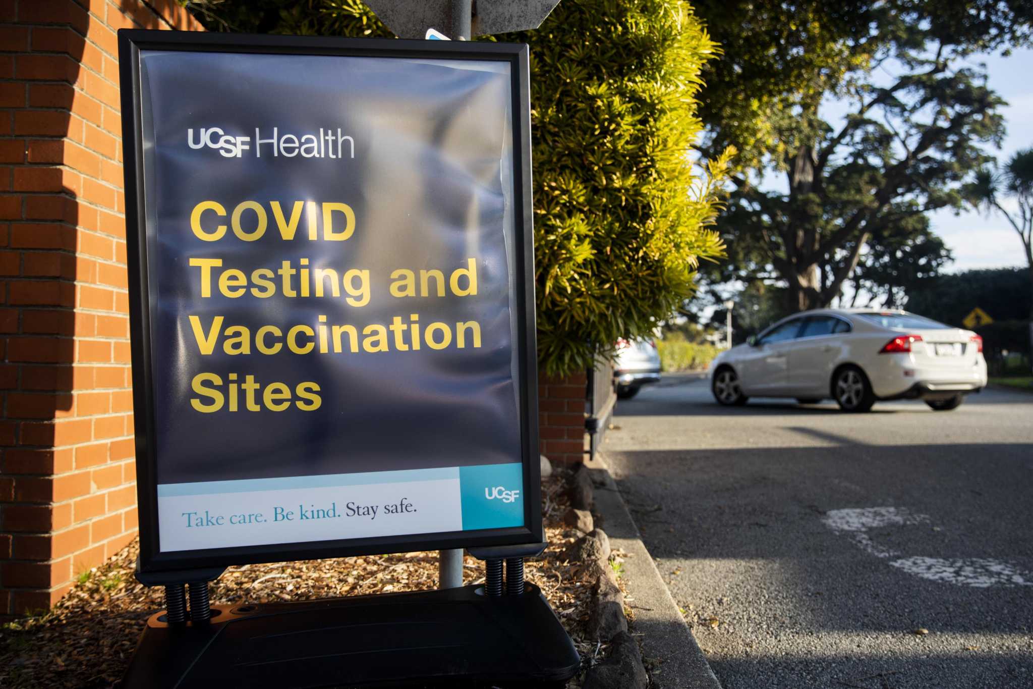 California to shorten COVID quarantine, isolation times following new CDC guidance