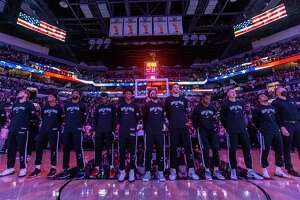 Finger: Committed to S.A., Spurs try to prove the unprovable