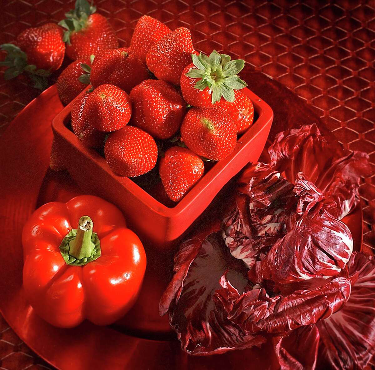 Red foods like, strawberries, red peppers and radicchio, help to improve heart health, memory function and urinary tract health.