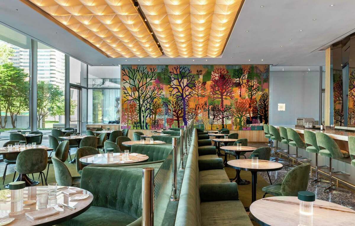 Le Jardinier, the fine dining restaurant at the Museum of Fine Arts, Houston is now open for lunch service.