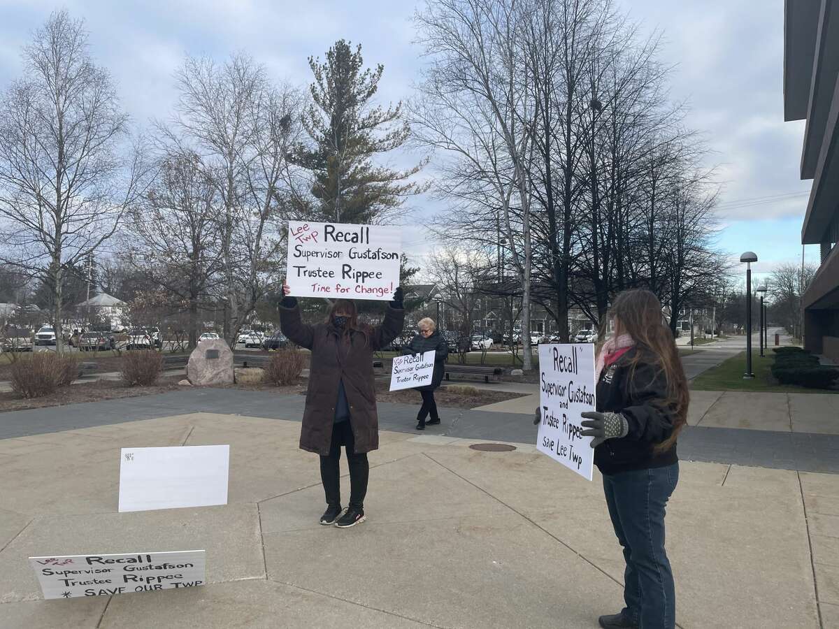 Lee Township residents protest outside of the County Services Building on Dec. 22 for a recall hearing that was adjourned due to a potential COVID-19 exposure. The hearing took place online on Dec. 29.