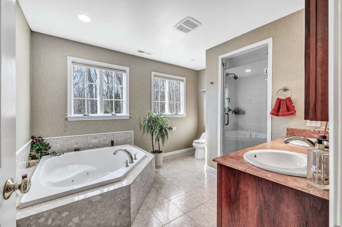 Easton property offers chance to expand